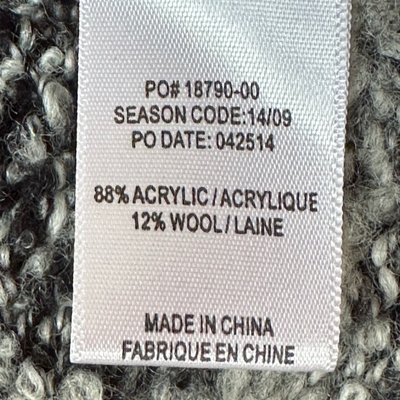 Splendid Ombré Stripe Cowl Neck Sweater size Medium - Picture 6 of 11